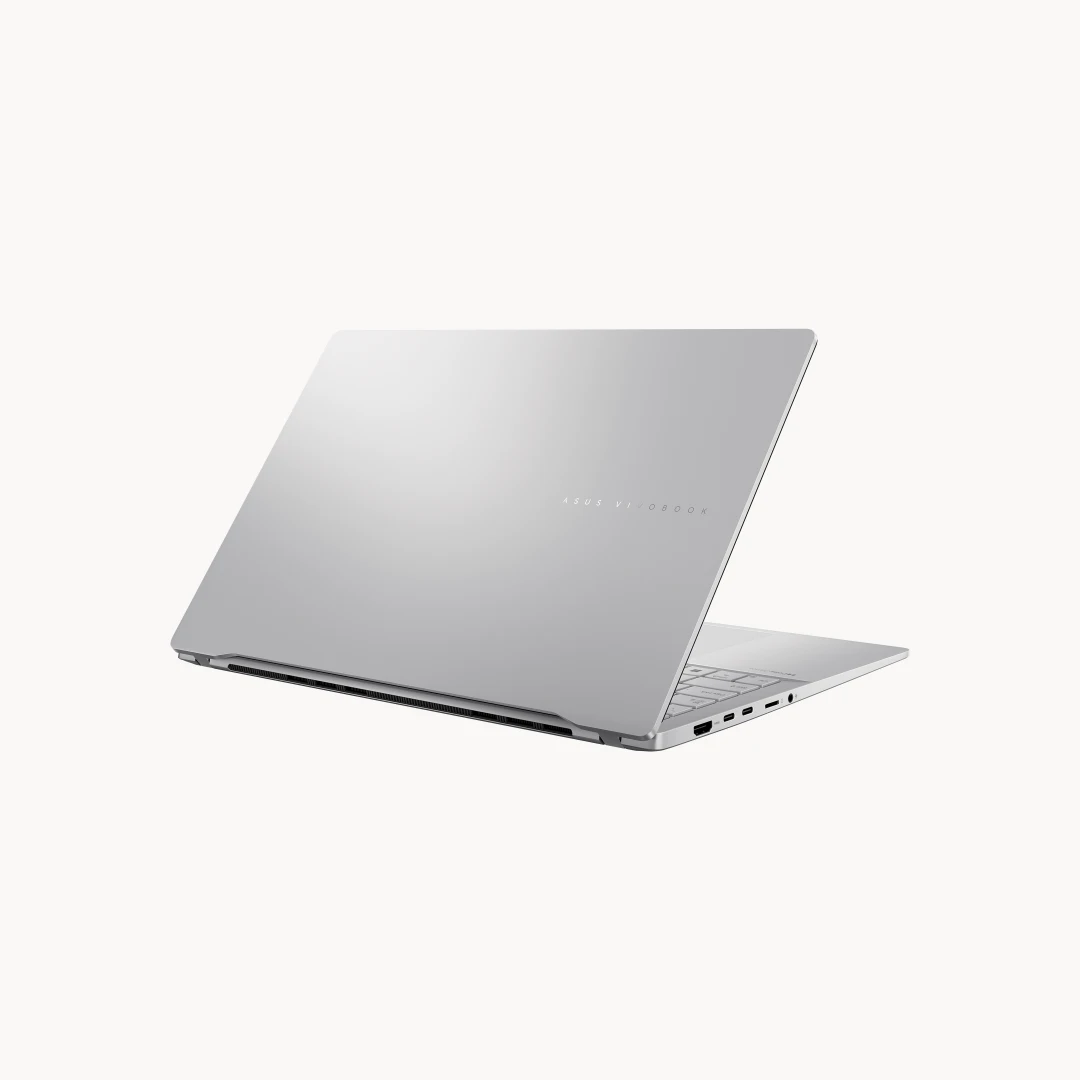 ASUS VivoBook S15 OLED (S5507QA) Snapdragon® X Elite X1E 78 100 Processor  16GB RAM  1TB SSD Qualcomm® Adreno™ GPU  15.6-inch 3K (2880 x 1620) 120Hz OLED Display